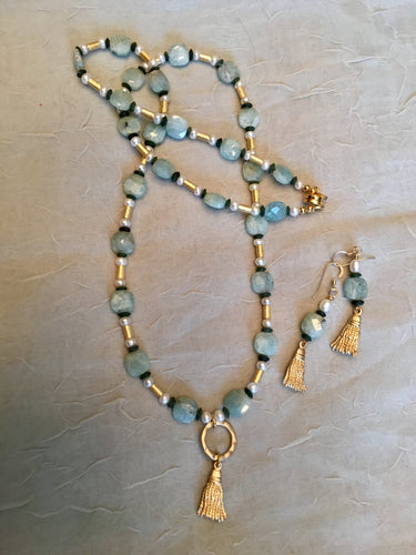 Fac. Aquamarine, FW Pearl, Jade, 22 Kt. Plated Brushed Gold.  26