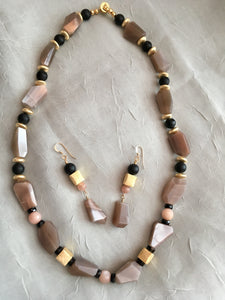 Fac. Peach Moonstone Nuggets, Black Onyx, Brushed Plated Gold.  20"