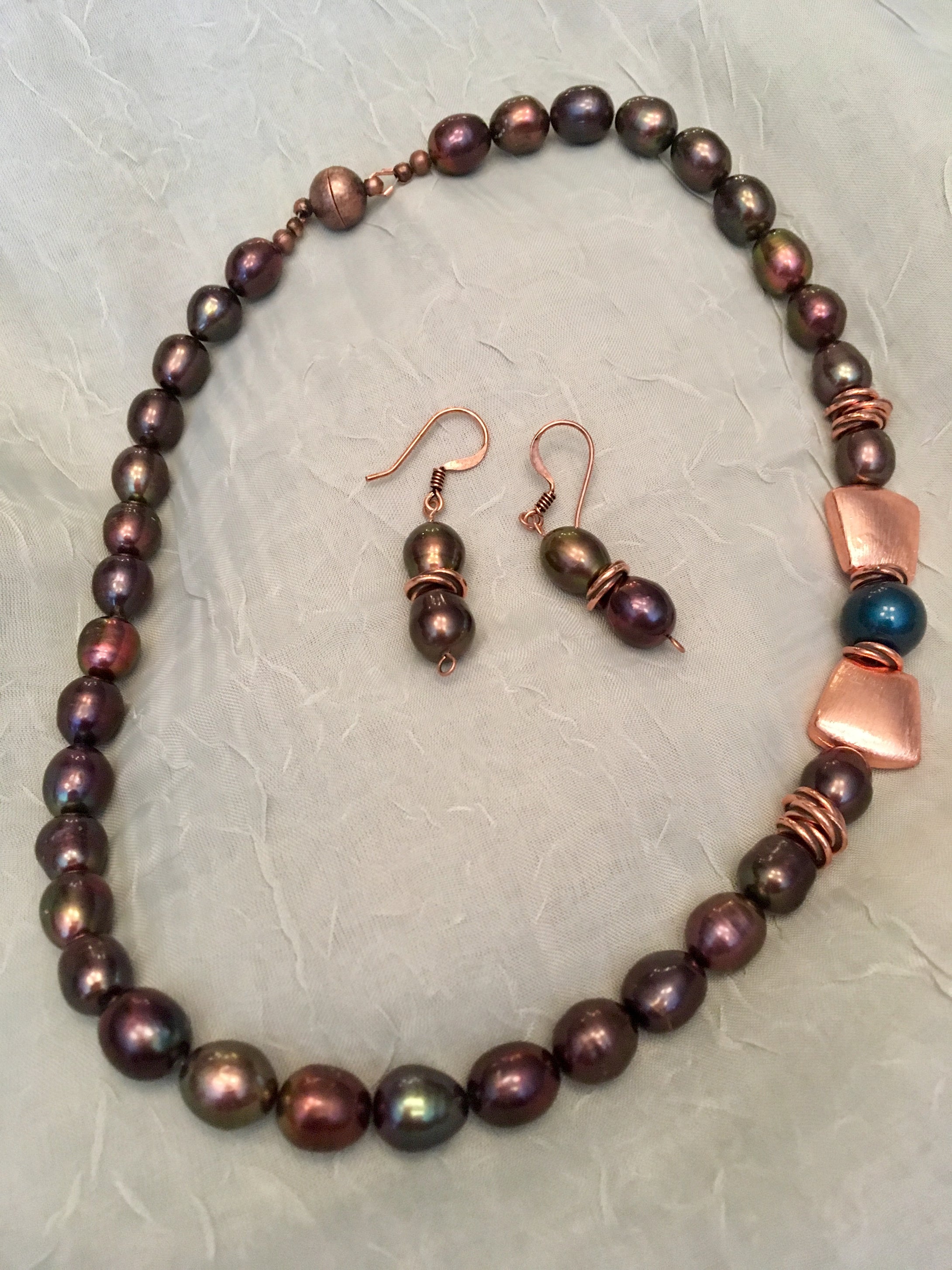 Freshwater Copper Pearls, Swarovski Blue Crystal Pearl, Plated Copper.  18
