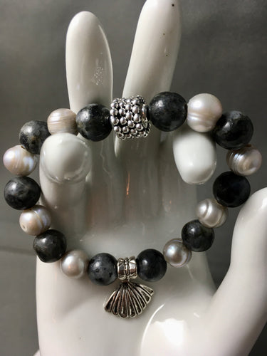 Black Labradorite & Grey Pearls Stretch Bracelet  7