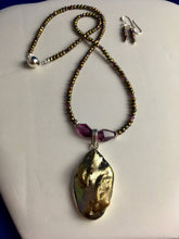 Load image into Gallery viewer, Olive Green FW Pearls, Amethyst Crystals  19&quot;