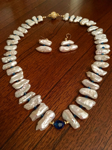 Freshwater Biwa Pearls, Blue Crystals 17