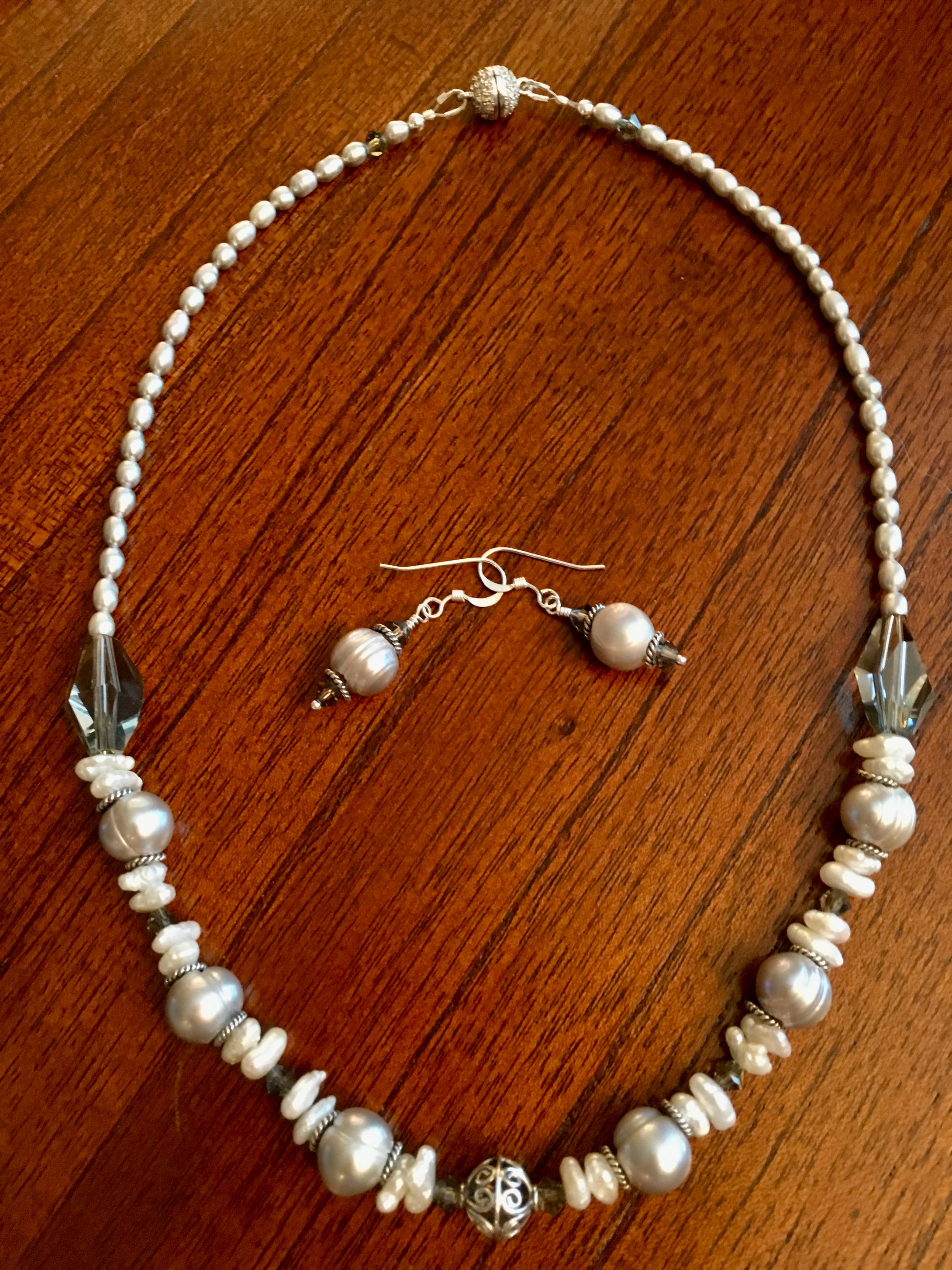 FW Grey Pearls, White Ctr Pearls, Swarovski, Sterling  17