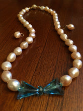 Load image into Gallery viewer, Peach FW Pearls, Aqua Crystals 20&quot;