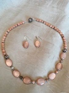Peach Moonstone Ovals & Rounds, Bali Silver.  17 1.2"